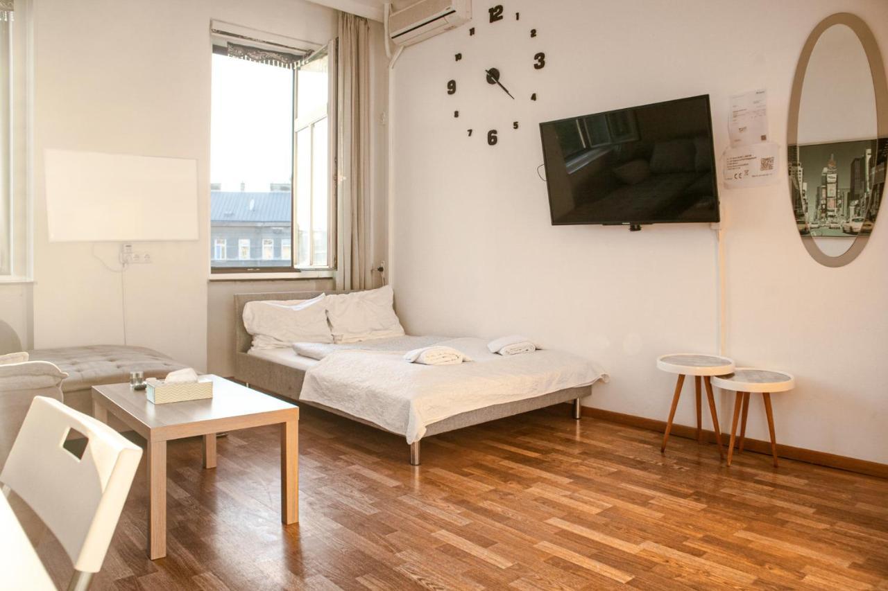 Joyful 2Br Shared Apt Near Millenium Tower & Danube River Vienna Esterno foto