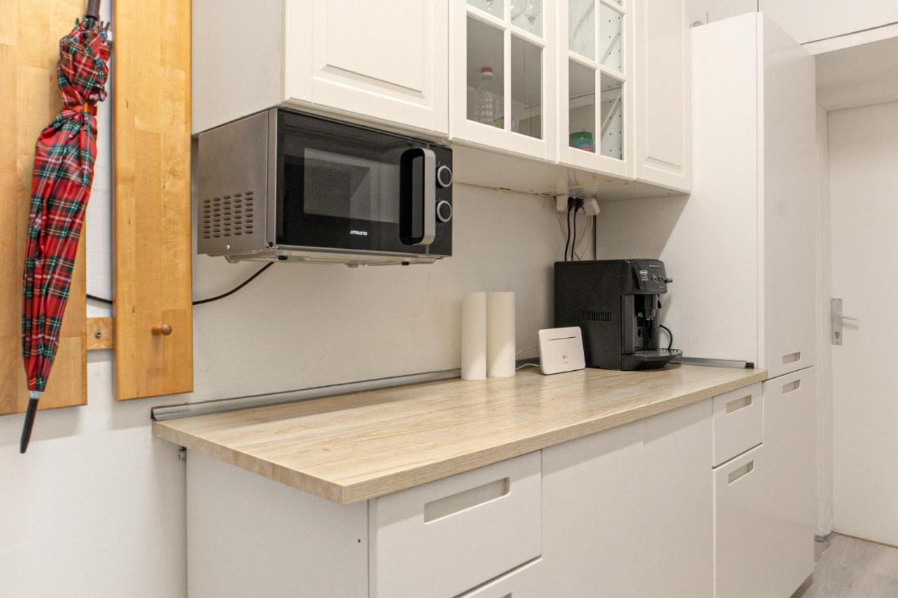 Joyful 2Br Shared Apt Near Millenium Tower & Danube River Vienna Esterno foto