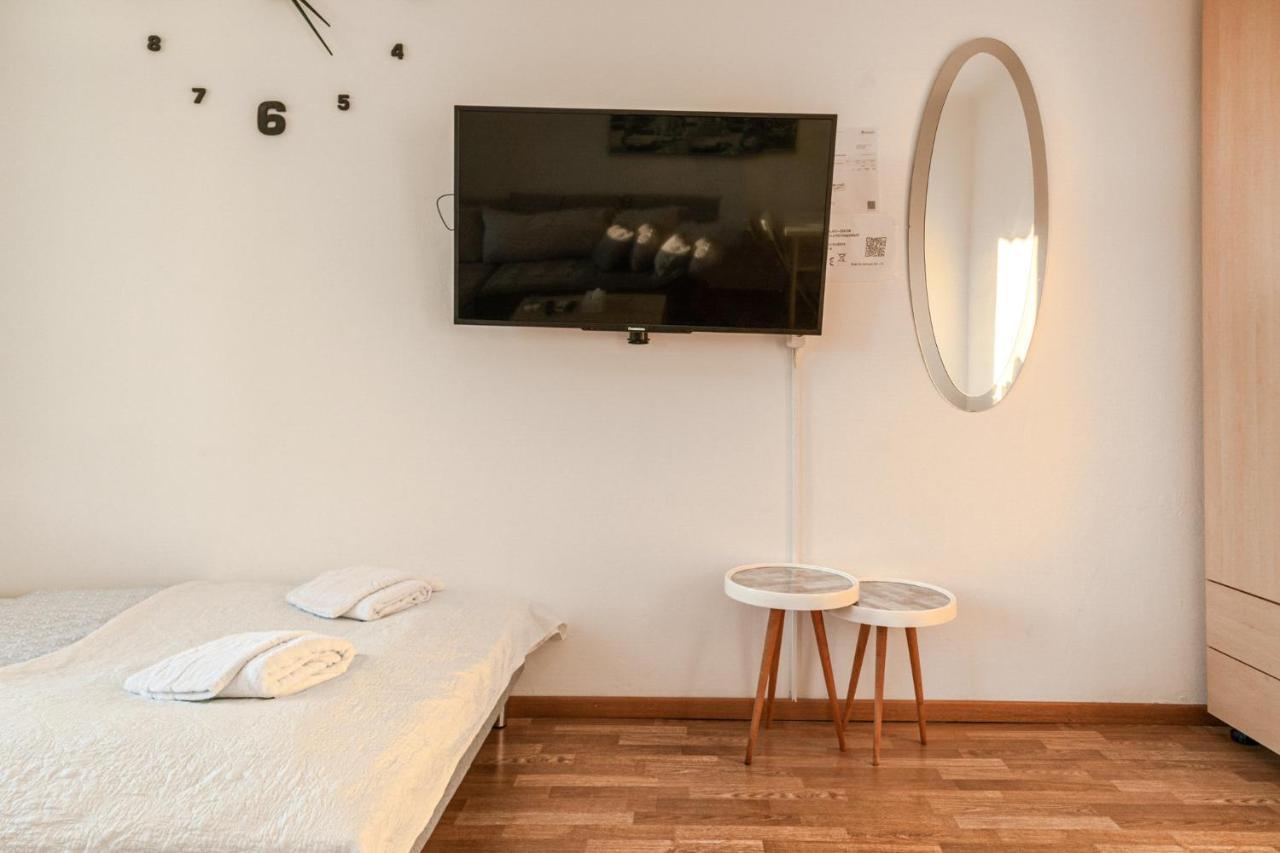Joyful 2Br Shared Apt Near Millenium Tower & Danube River Vienna Esterno foto