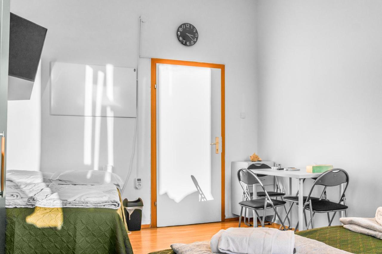 Joyful 2Br Shared Apt Near Millenium Tower & Danube River Vienna Esterno foto