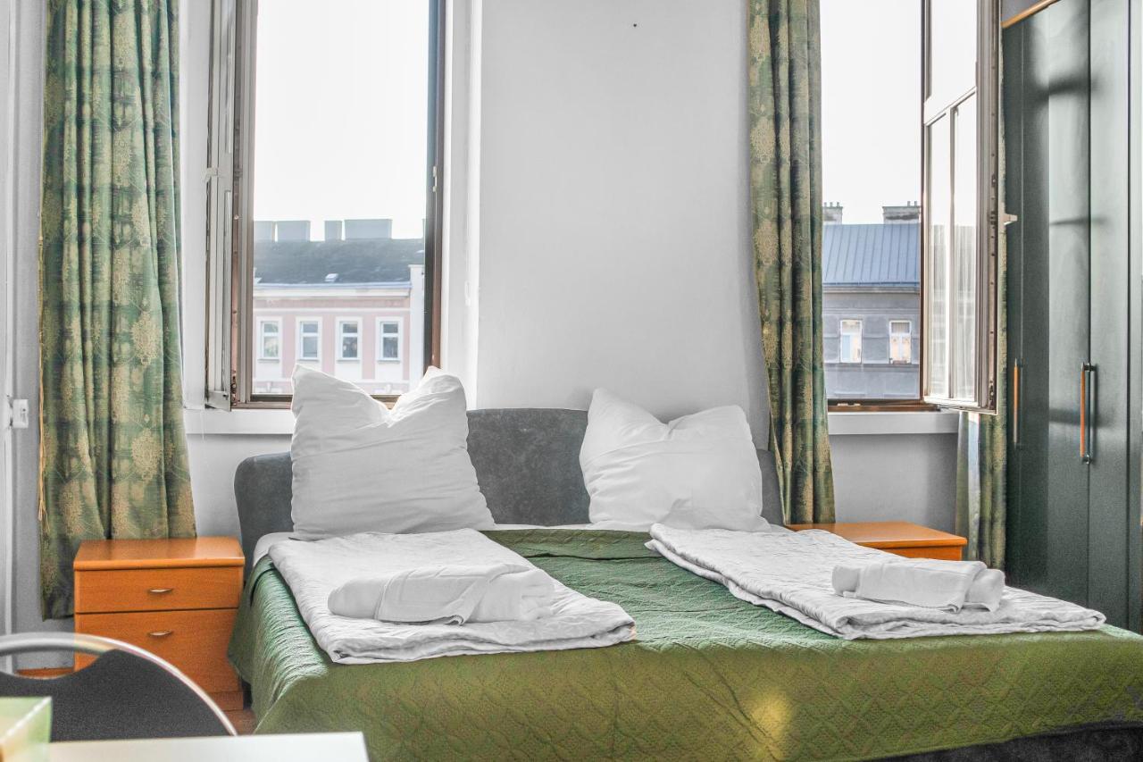 Joyful 2Br Shared Apt Near Millenium Tower & Danube River Vienna Esterno foto
